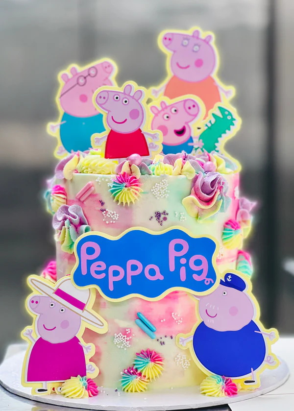 Peppa Pig Family Cake